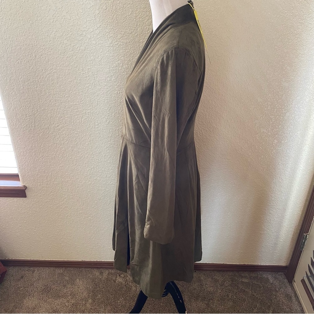 Catherine Malandrino Faux Suede Pleated Skirt Long Sleeve Dress Roasted Okra: 10 - Picture 4 of 12